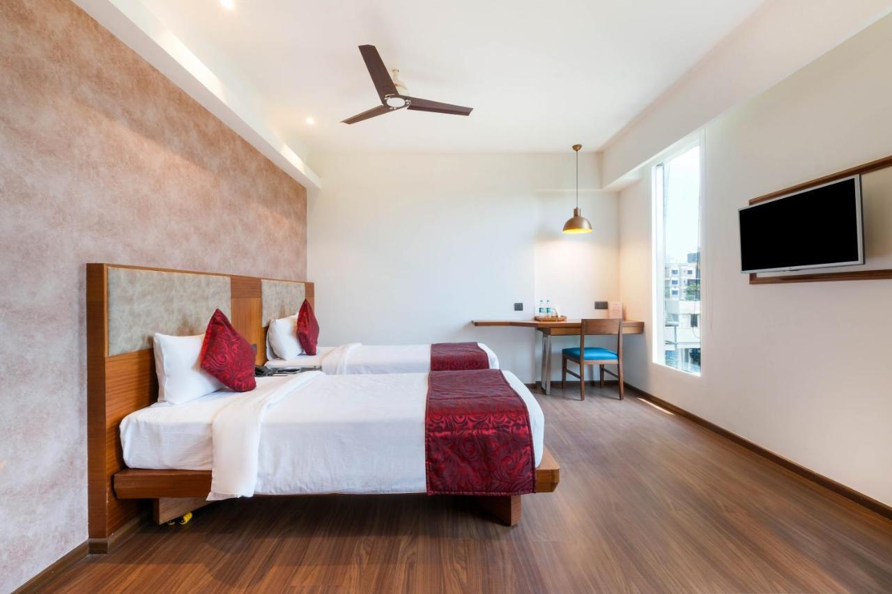 7 Apple Hotel - Viman Nagar Pune Extérieur photo