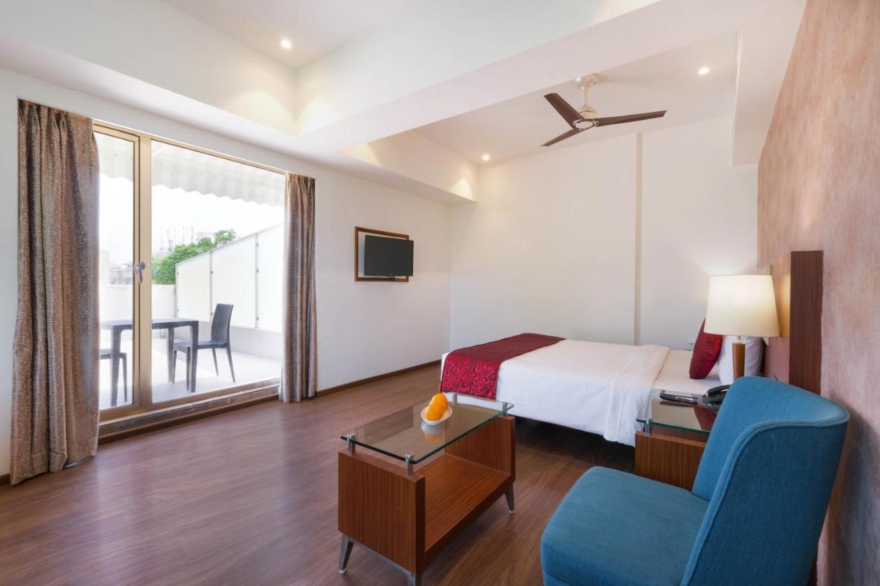 7 Apple Hotel - Viman Nagar Pune Extérieur photo
